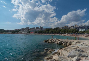 Luxury Rooms Near the Beach2